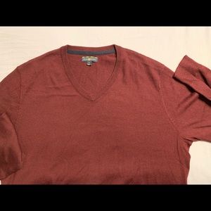 Club Room, Men’s Merinol Wool, Acrylic V-neck sweater. Worn once.